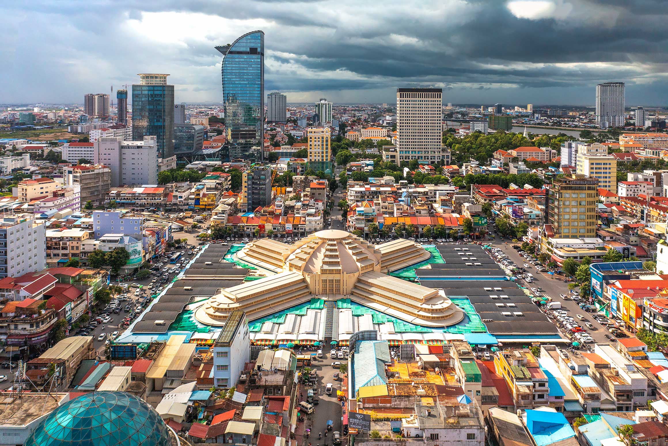 Central Market and Phnom Penh city views from the air | Aerial Photographer in Cambodia